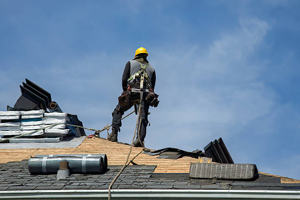 Professional Flat Roof Repair technician working in Goldenrod, FL